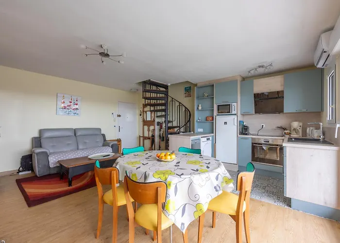 Daire Un Balcon Sur Le Port - Place De Parking