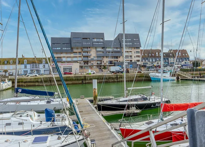 Un Balcon Sur Le Port - Place De Parking Daire
